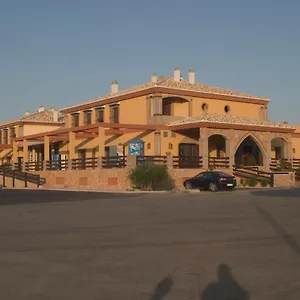 hotel-restaurante-cerrillo-san-marcos.es-andalucia.com/